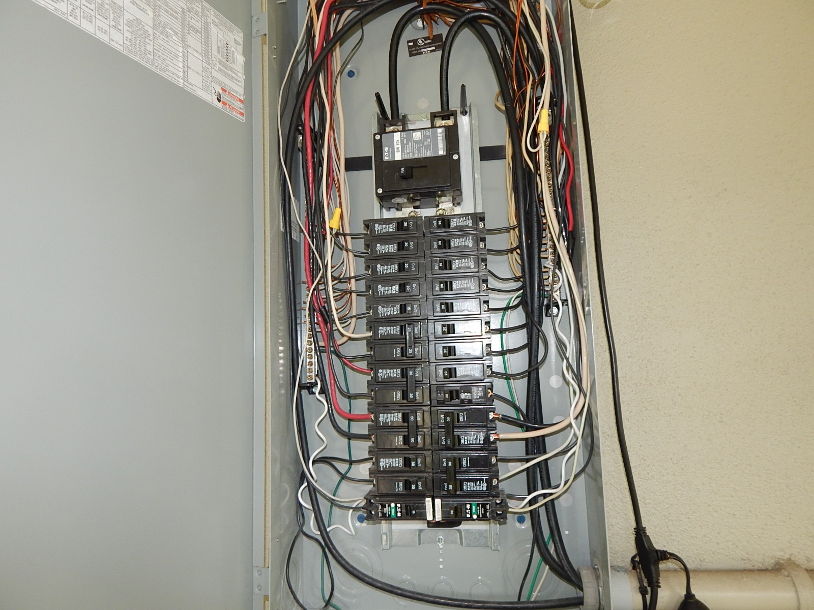 Electrical panel wiring interior